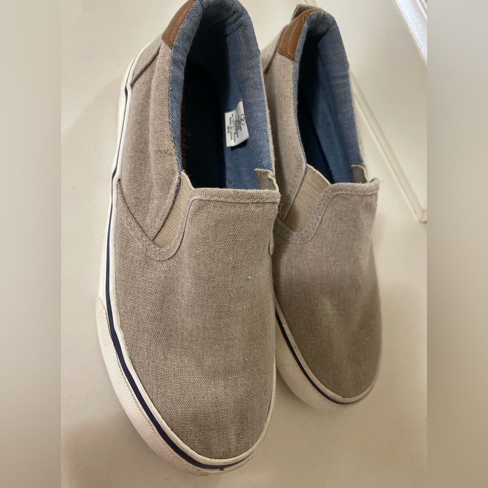 Lil kid shoes